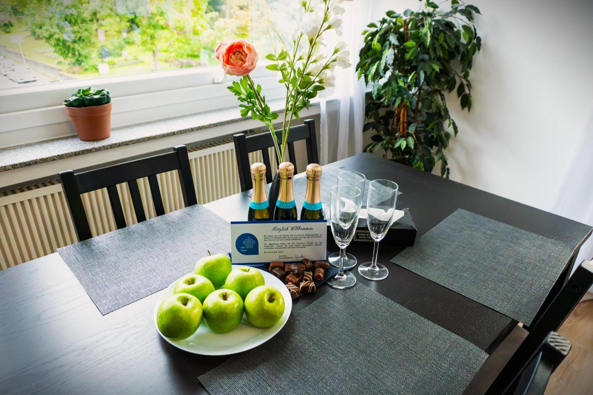 Liro Apartments Oberstrasse Muelheim มึลไฮม์ อันแดร์ รัวร์ ภายนอก รูปภาพ